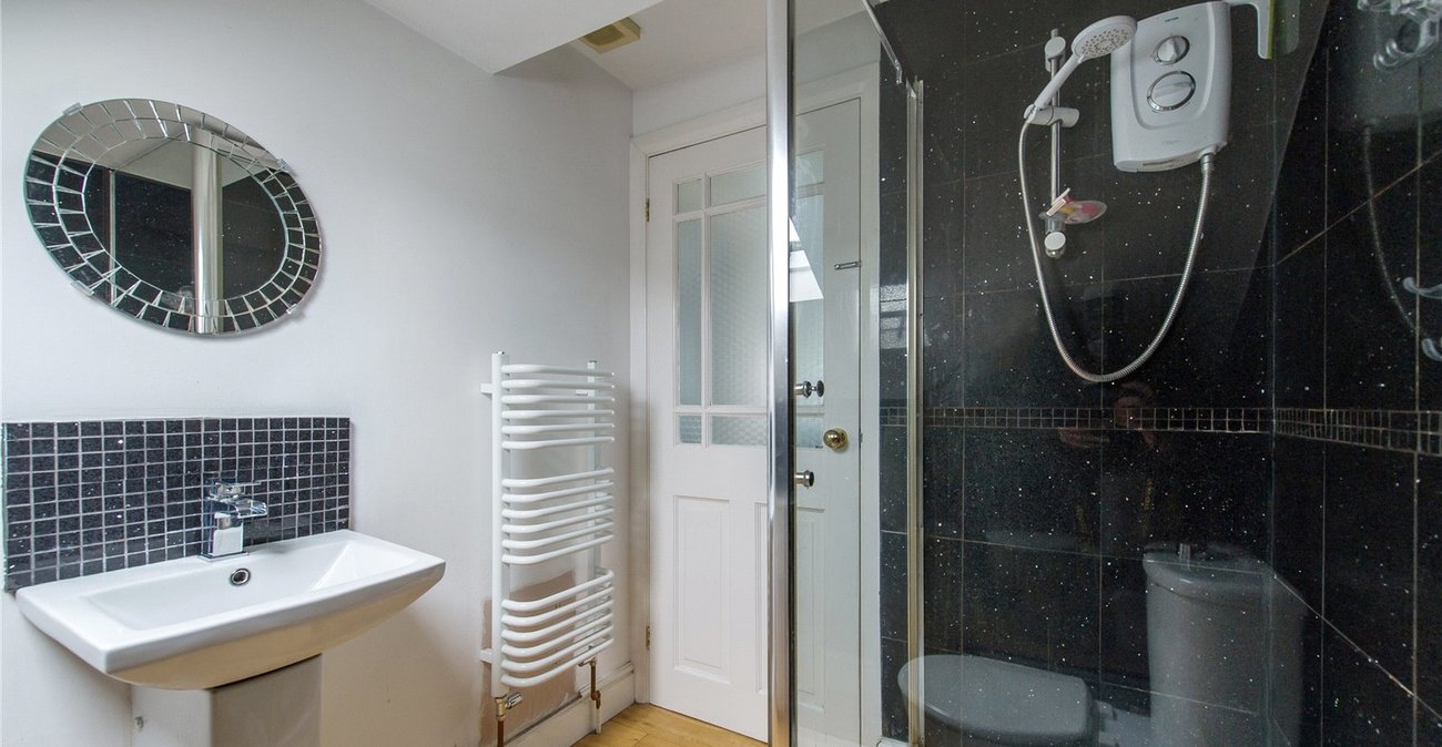 4 bedroom house for sale in Shorne | Robinson Michael & Jackson