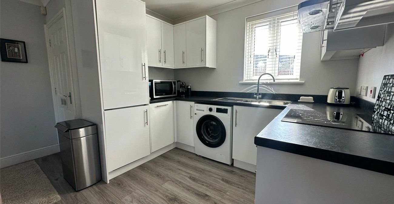 1 bedroom property for sale in Gravesend | Robinson Michael & Jackson