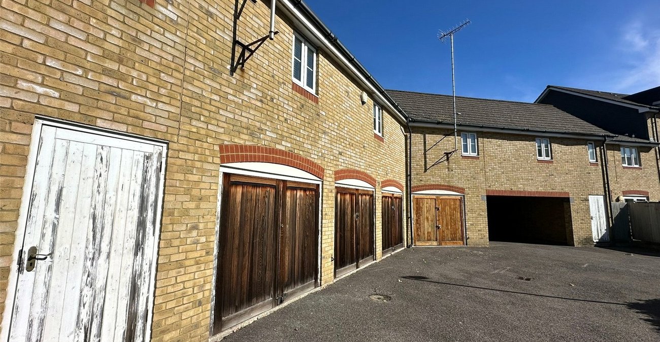 1 bedroom property for sale in Gravesend | Robinson Michael & Jackson