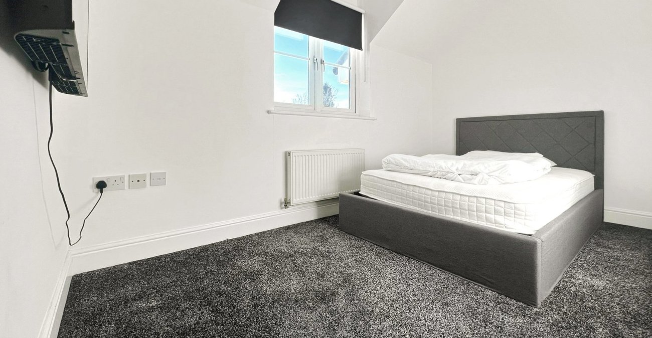 3 bedroom property for sale in Northfleet | Robinson Michael & Jackson