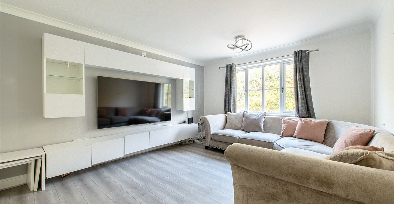 3 bedroom house for sale in Northfleet | Robinson Michael & Jackson