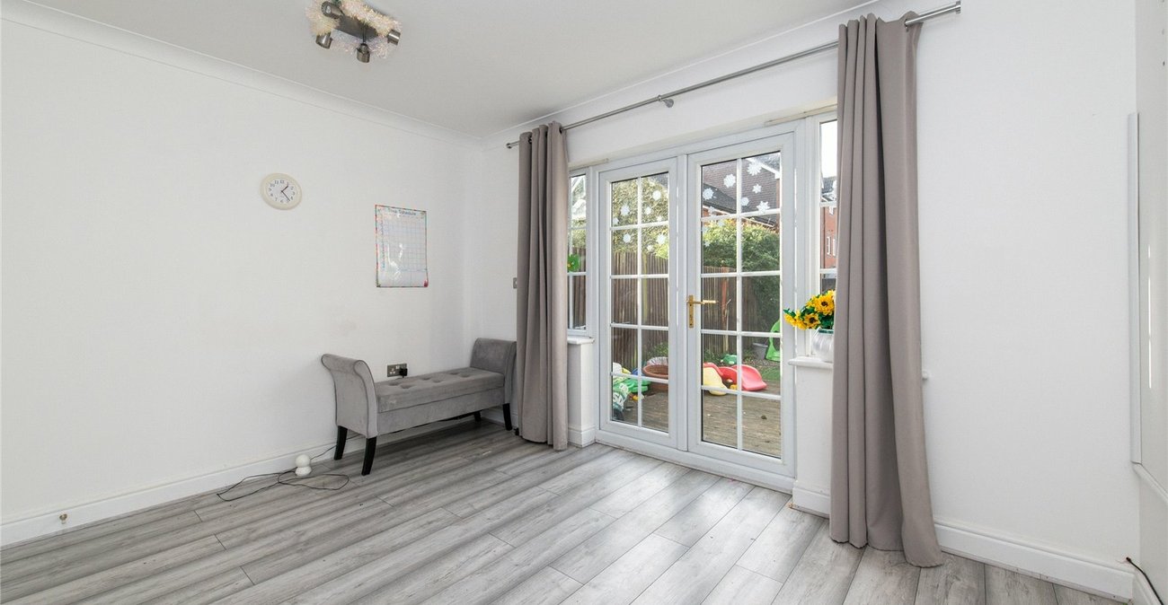 3 bedroom house for sale in Northfleet | Robinson Michael & Jackson