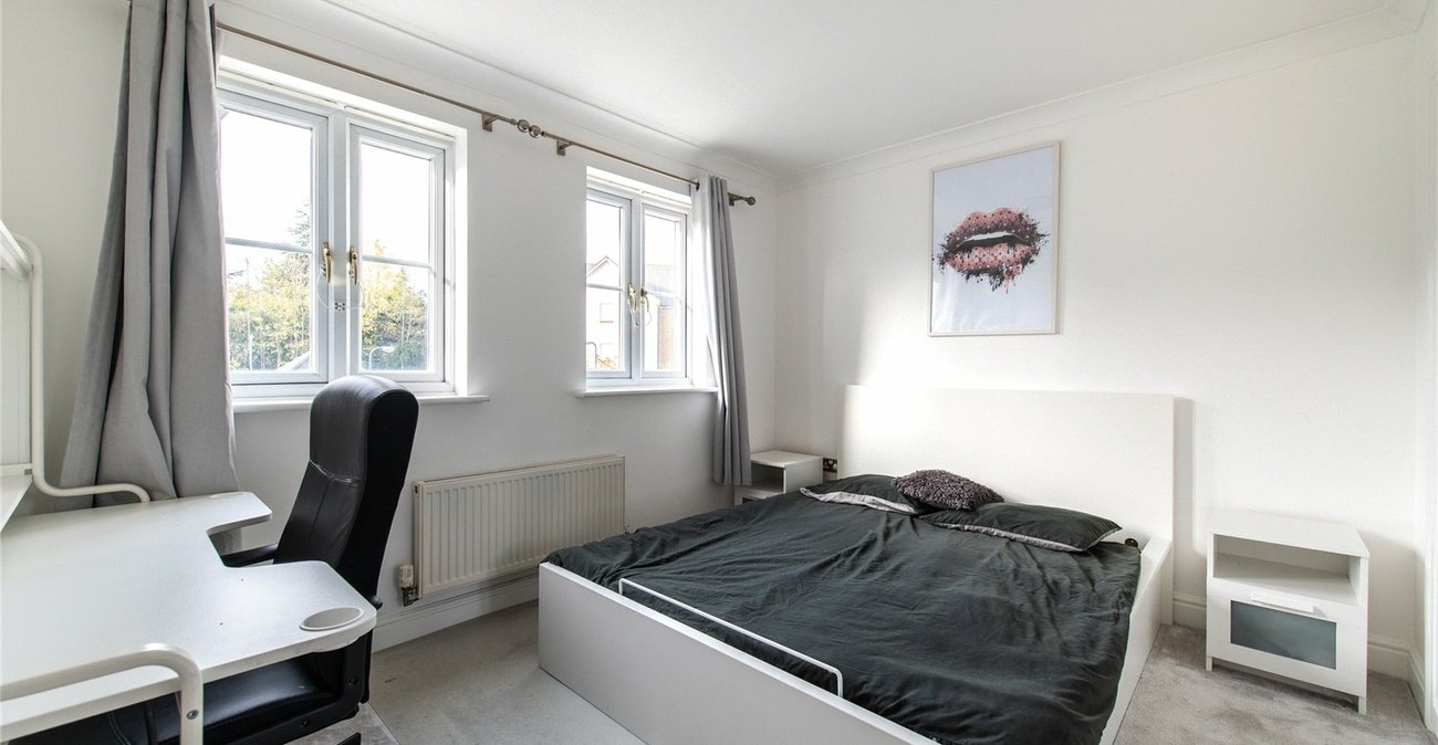 3 bedroom house for sale in Northfleet | Robinson Michael & Jackson