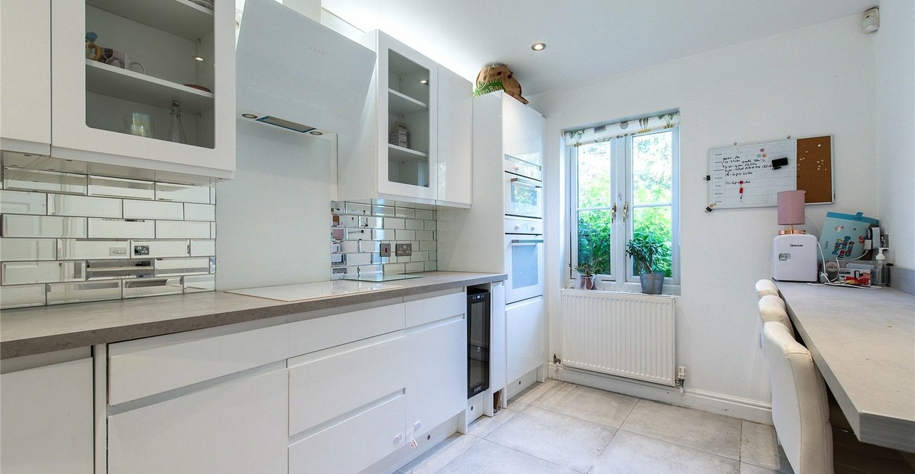 3 bedroom house for sale in Northfleet | Robinson Michael & Jackson