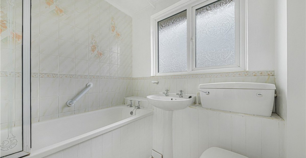 3 bedroom house for sale in Orpington | Robinson Jackson