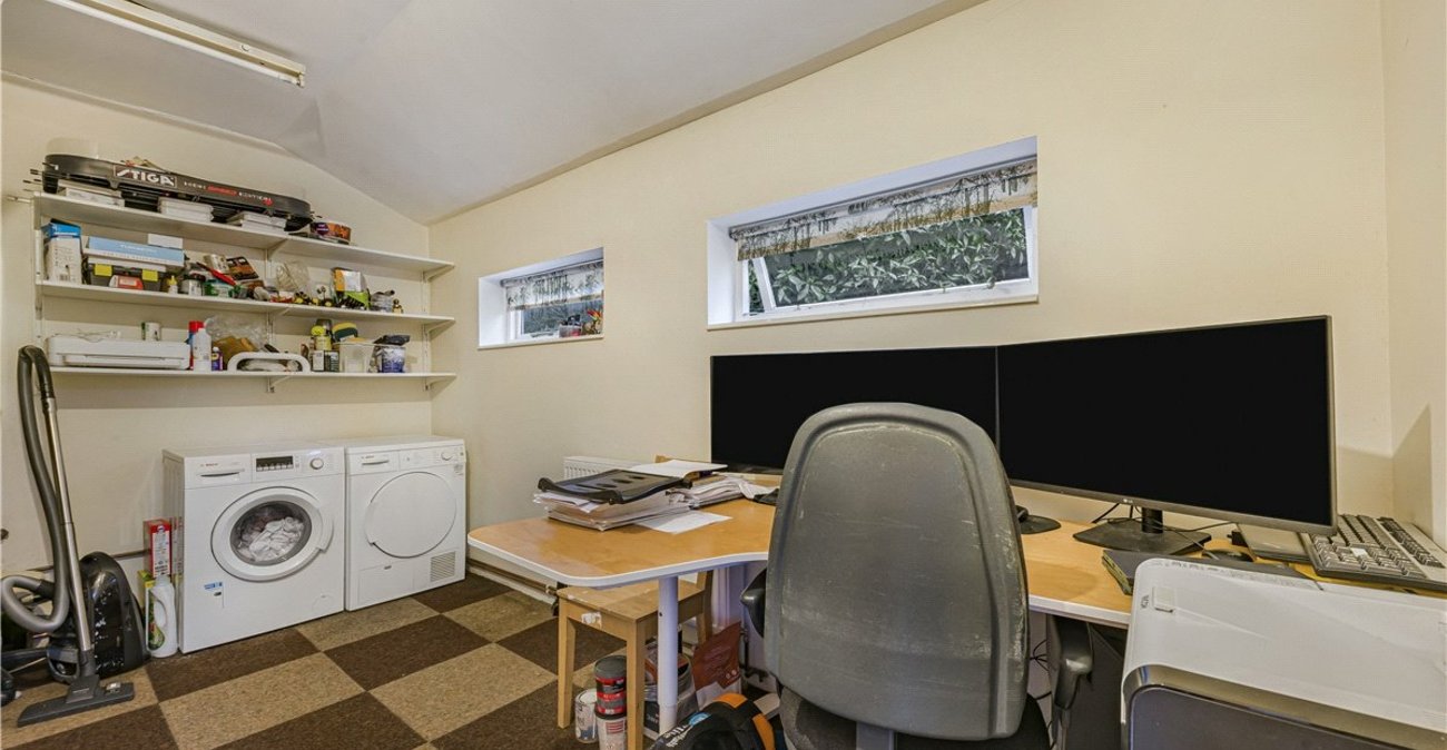 3 bedroom house for sale in Orpington | Robinson Jackson