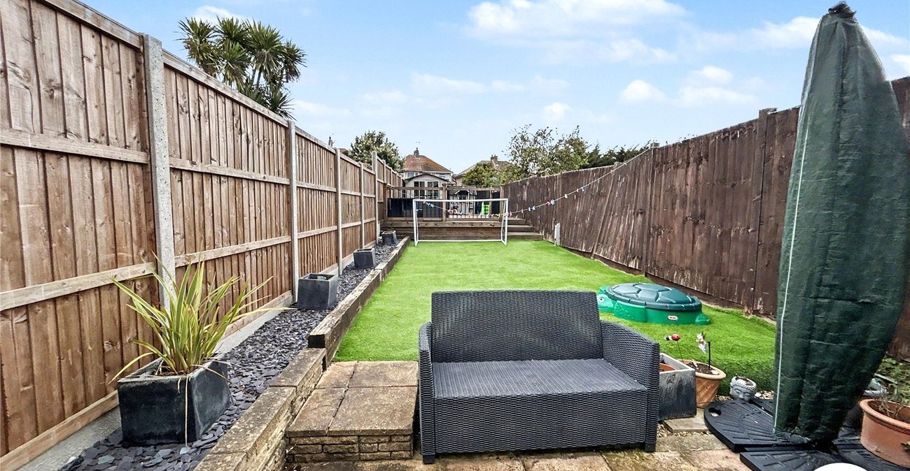 2 bedroom house for sale in South Welling | Robinson Jackson