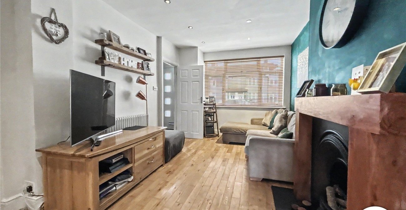 2 bedroom house for sale in South Welling | Robinson Jackson