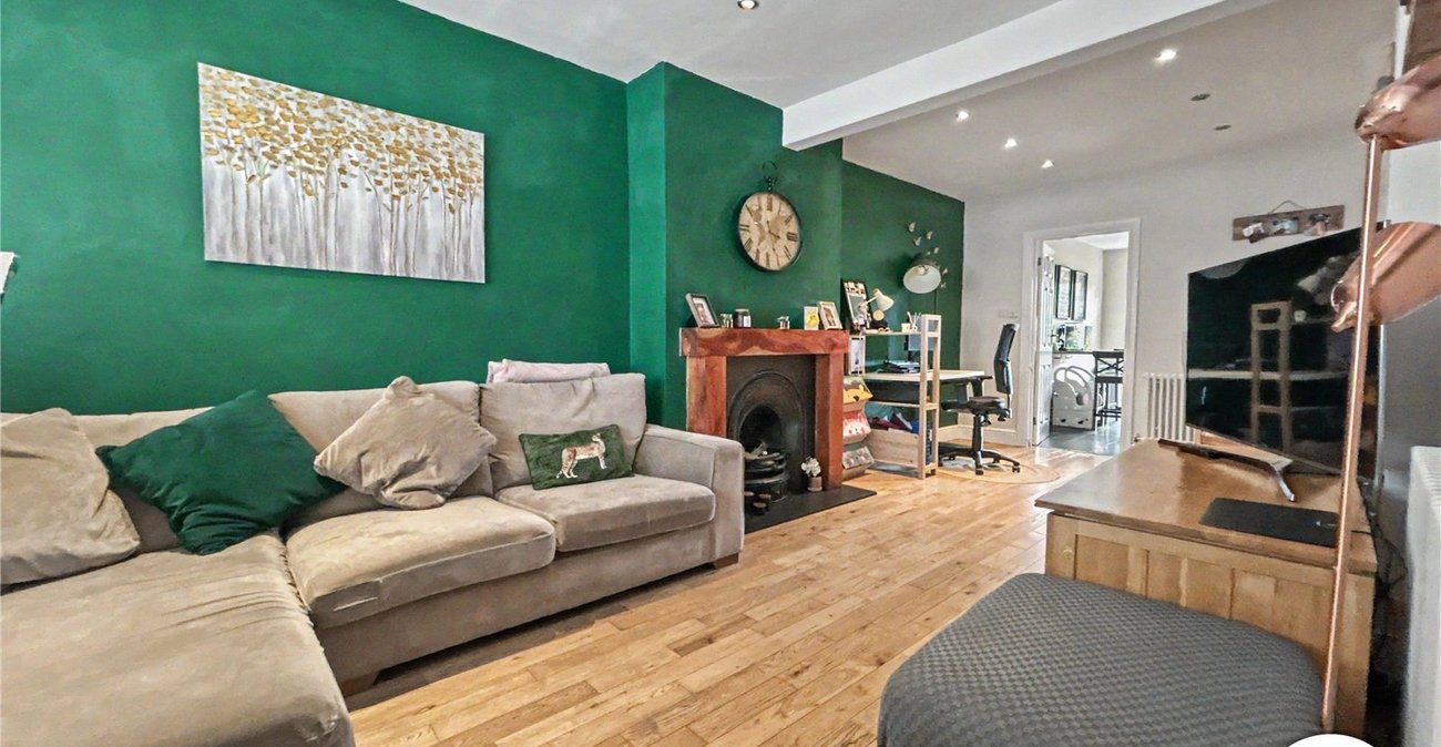 2 bedroom house for sale in South Welling | Robinson Jackson