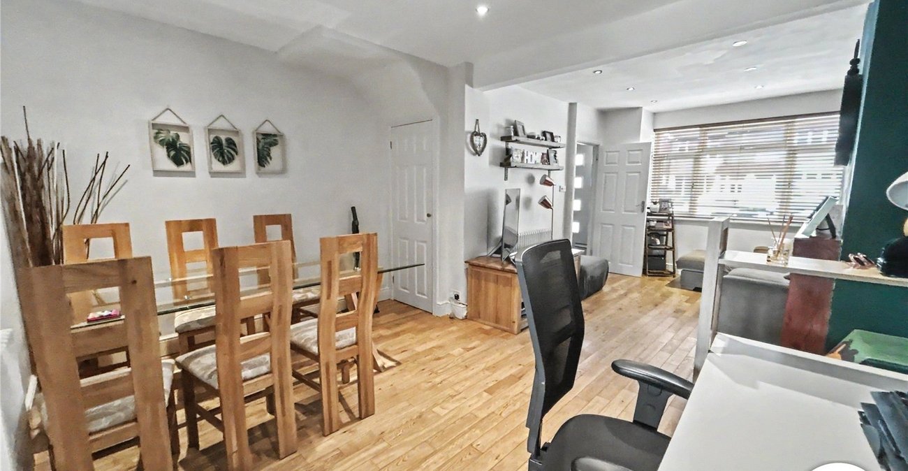 2 bedroom house for sale in South Welling | Robinson Jackson