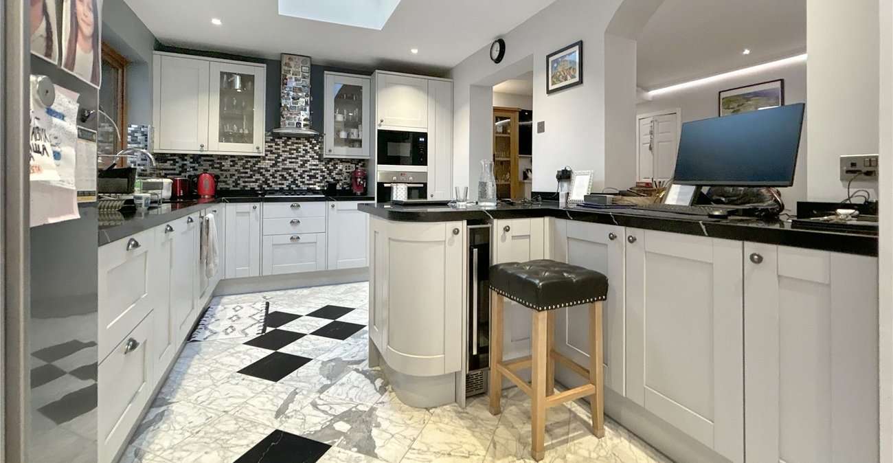 4 bedroom house for sale in Welling | Robinson Jackson