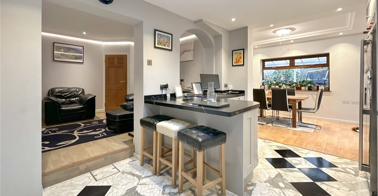 4 bedroom house for sale in Welling | Robinson Jackson