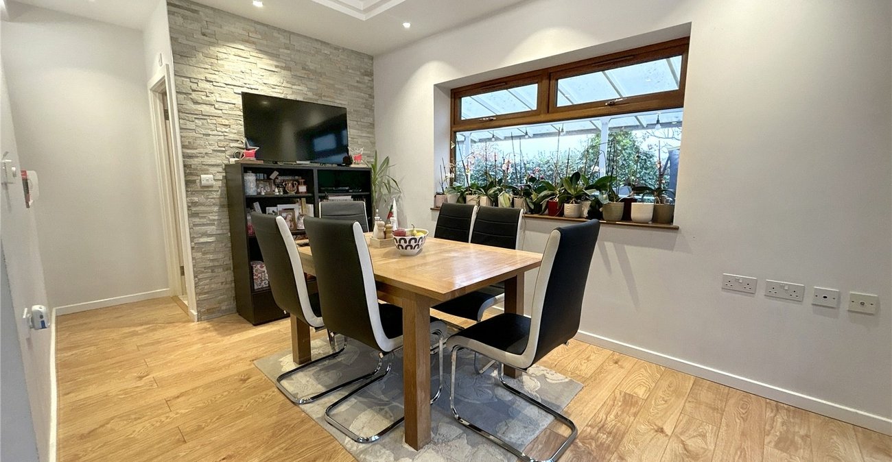 4 bedroom house for sale in Welling | Robinson Jackson