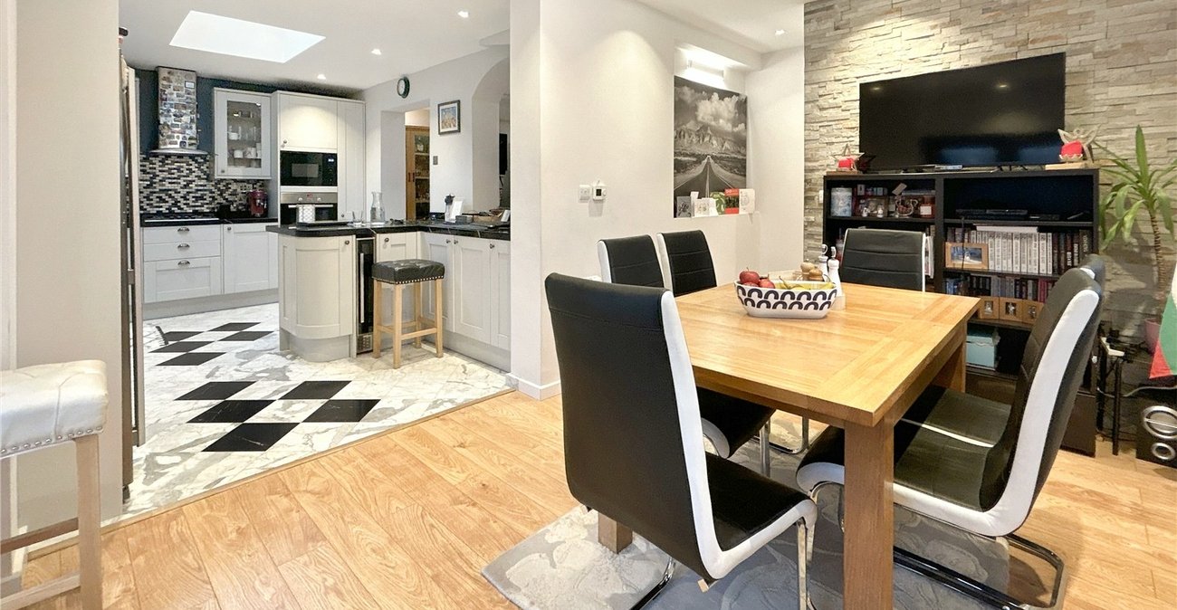 4 bedroom house for sale in Welling | Robinson Jackson