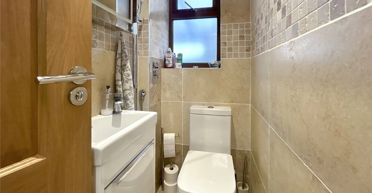 4 bedroom house for sale in Welling | Robinson Jackson