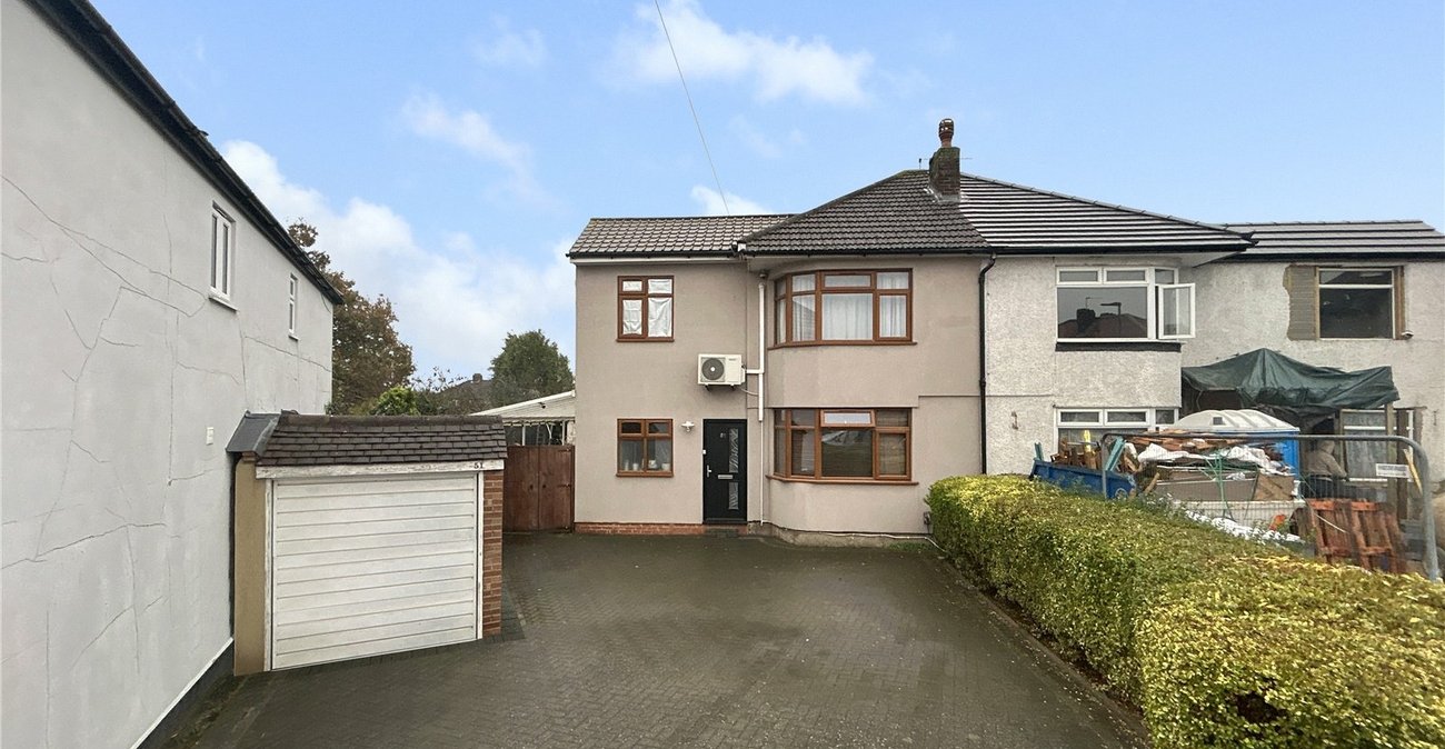 4 bedroom house for sale in Welling | Robinson Jackson