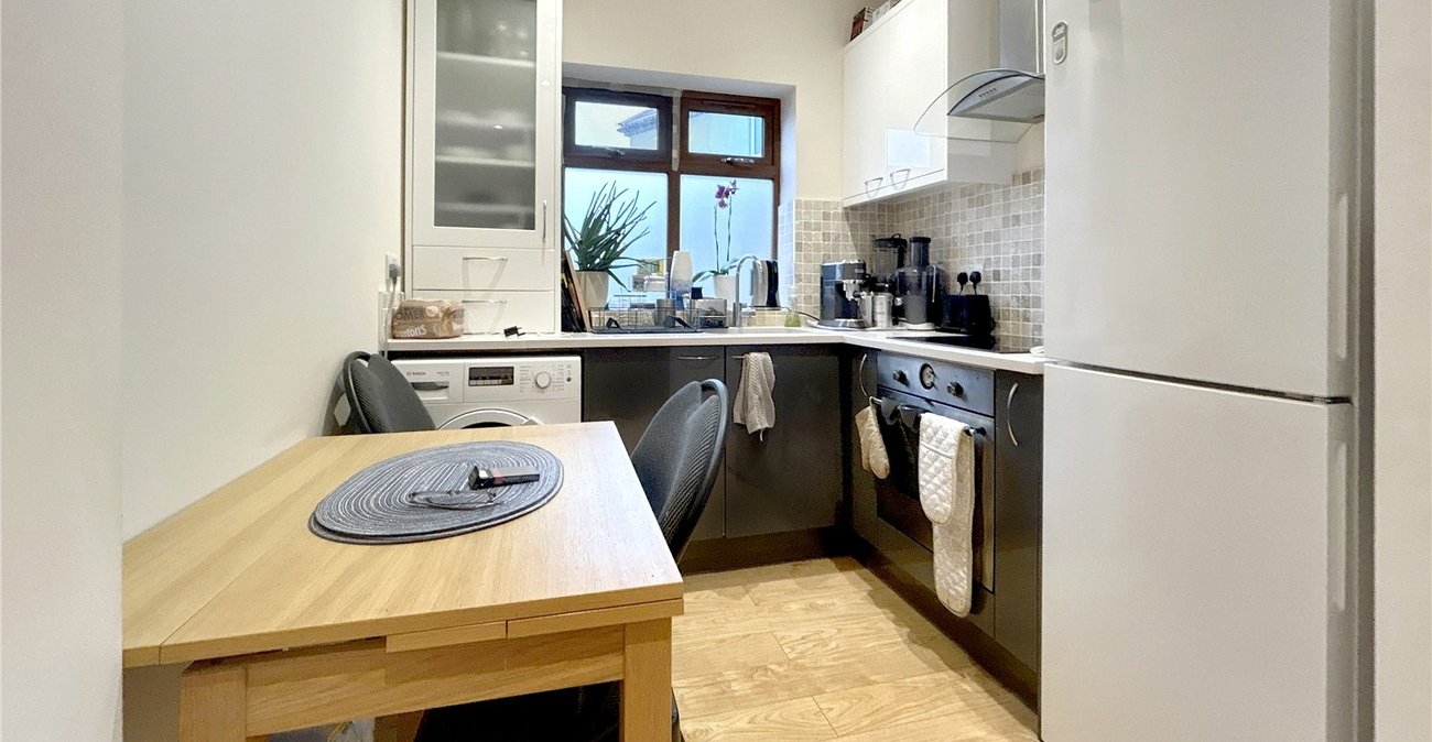 4 bedroom house for sale in Welling | Robinson Jackson