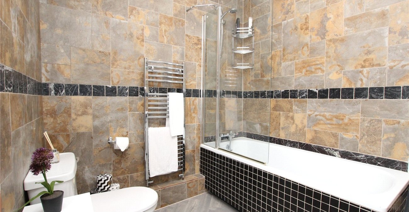 2 bedroom house for sale in Plumstead | Robinson Jackson