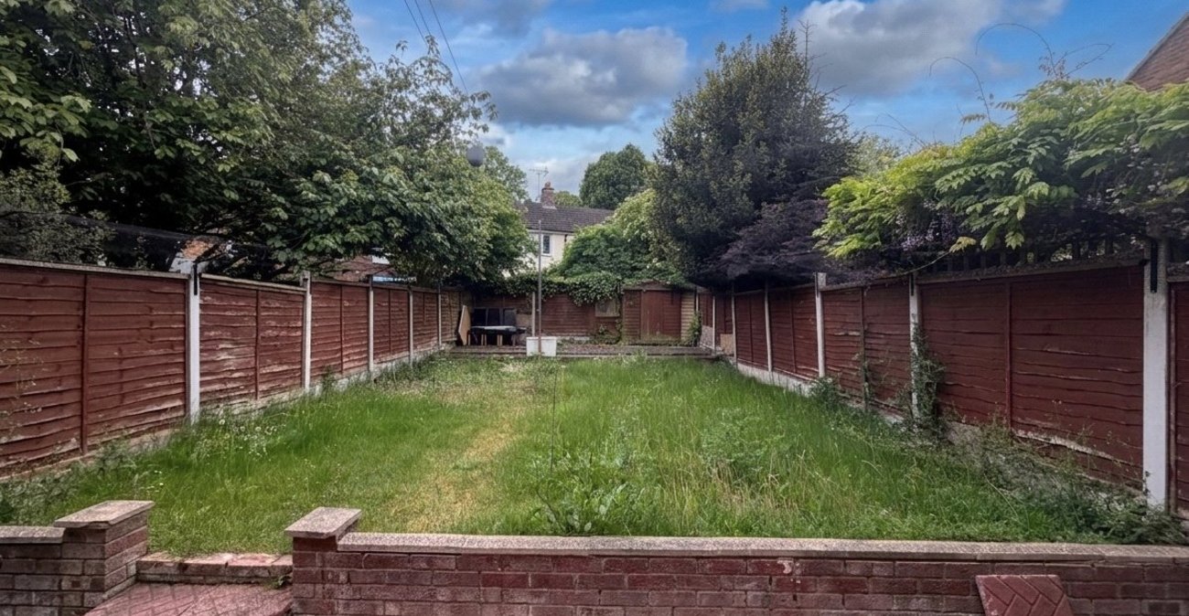 3 bedroom house for sale in Gillingham | Robinson Michael & Jackson
