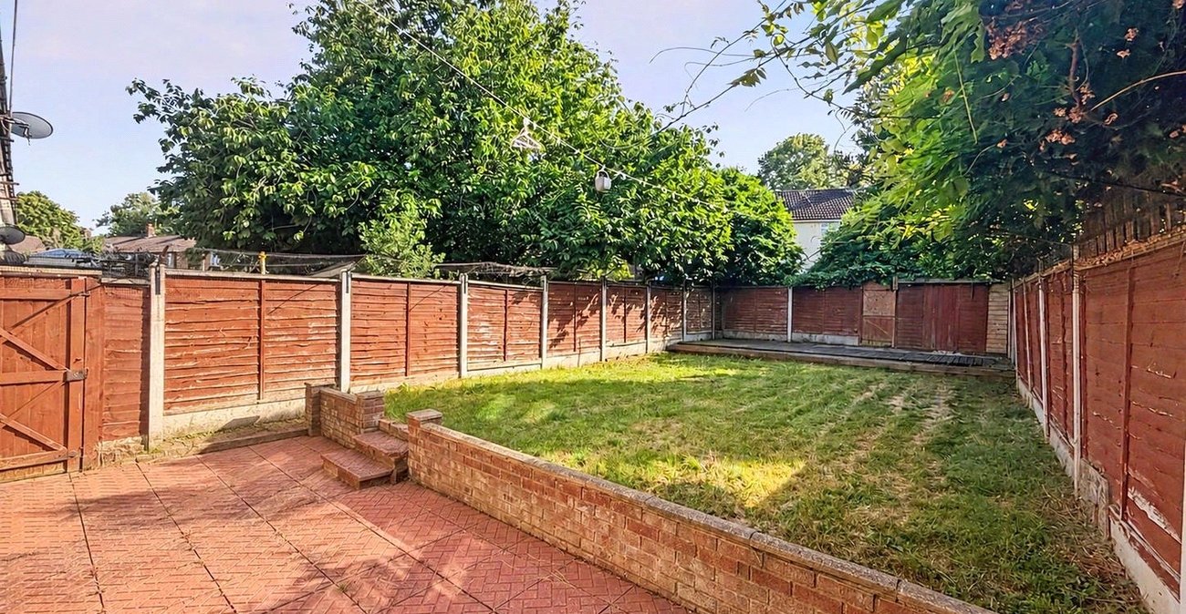 3 bedroom house for sale in Gillingham | Robinson Michael & Jackson