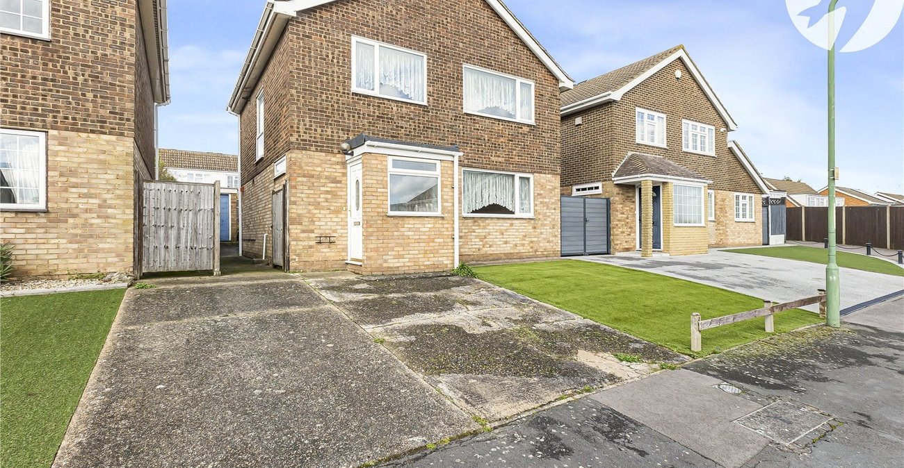 4 bedroom house for sale in Swanley | Robinson Jackson