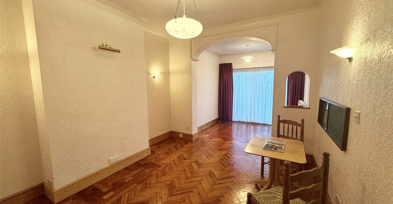 4 bedroom house for sale in Catford | Robinson Jackson