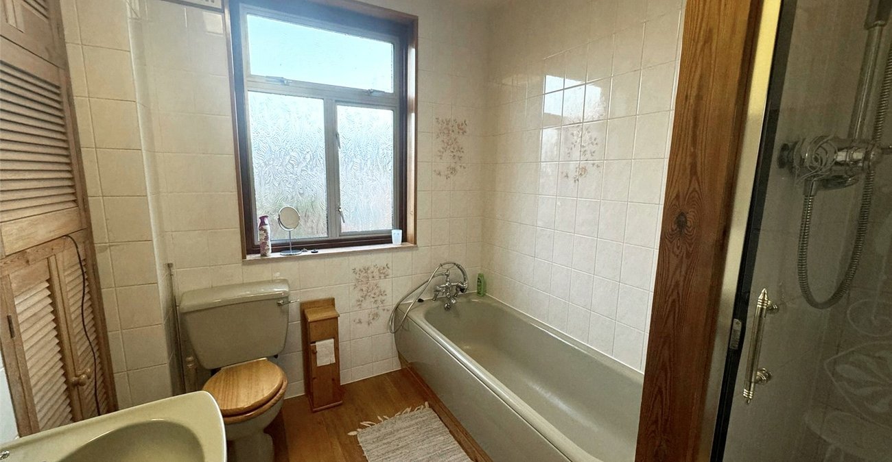 4 bedroom house for sale in Catford | Robinson Jackson