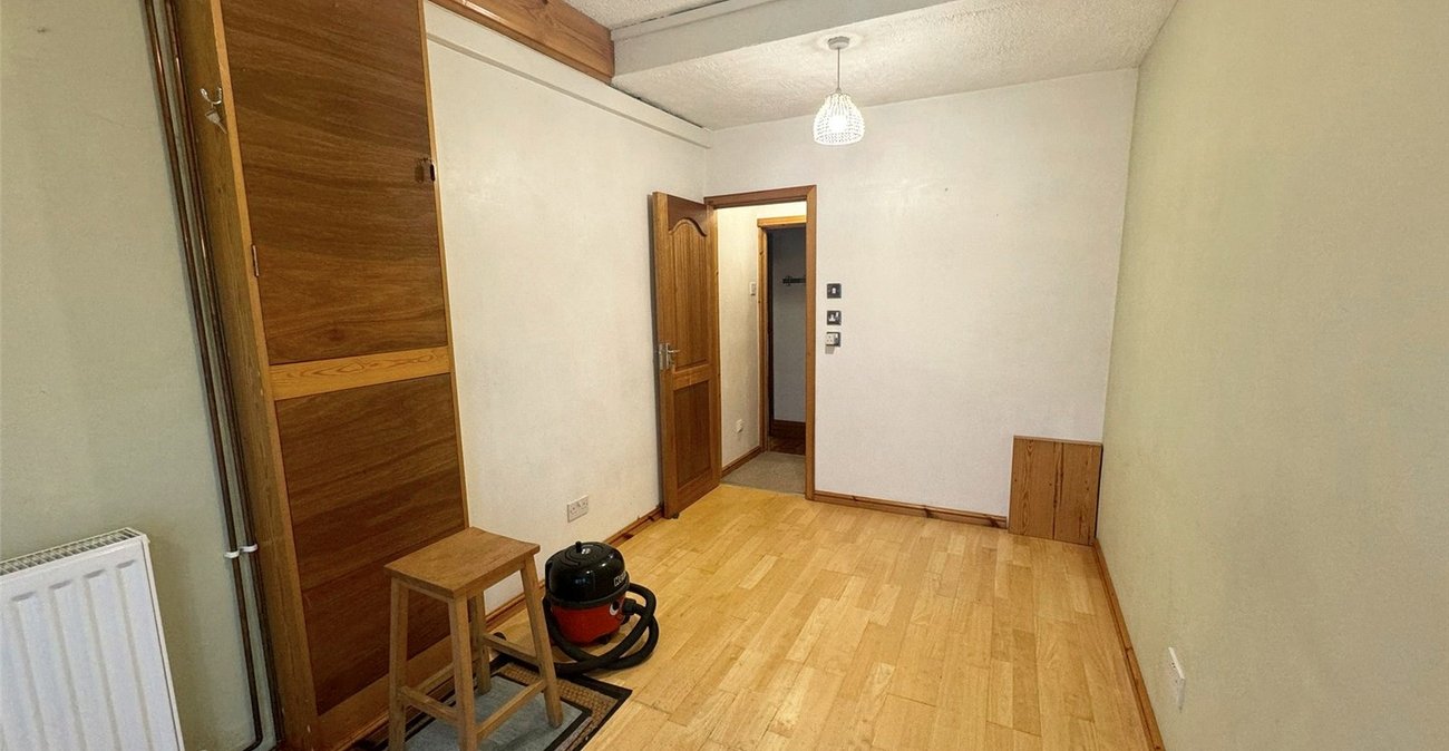 4 bedroom house for sale in Catford | Robinson Jackson