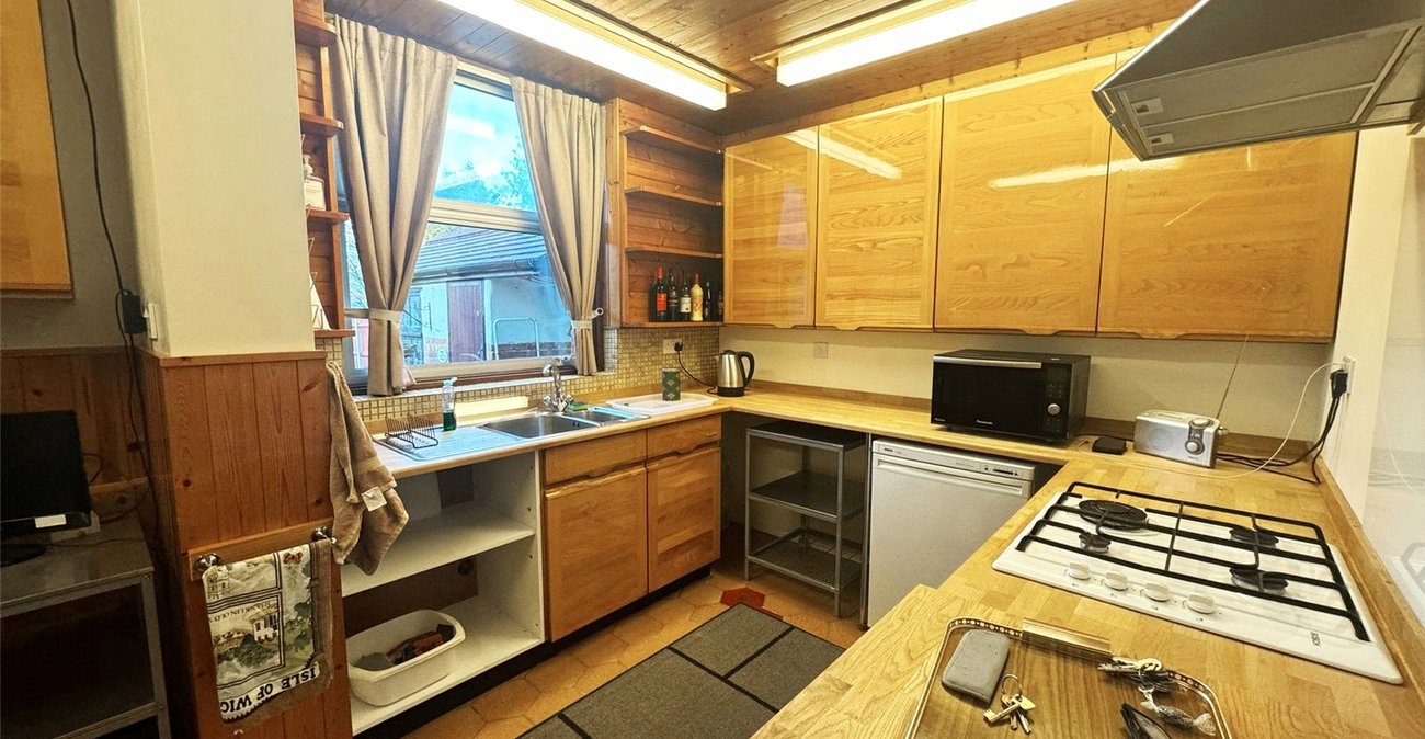 4 bedroom house for sale in Catford | Robinson Jackson