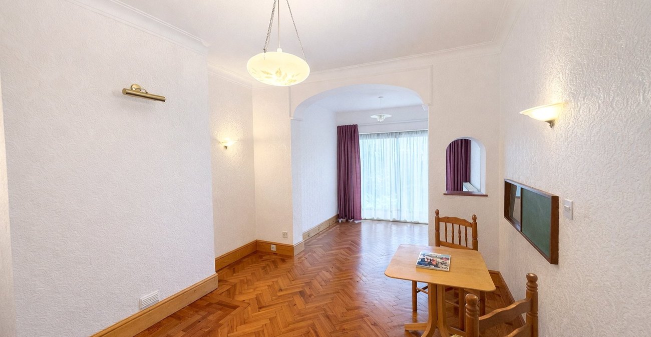 4 bedroom house for sale in Catford | Robinson Jackson