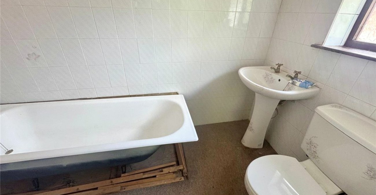 5 bedroom house for sale in Orpington | Robinson Jackson