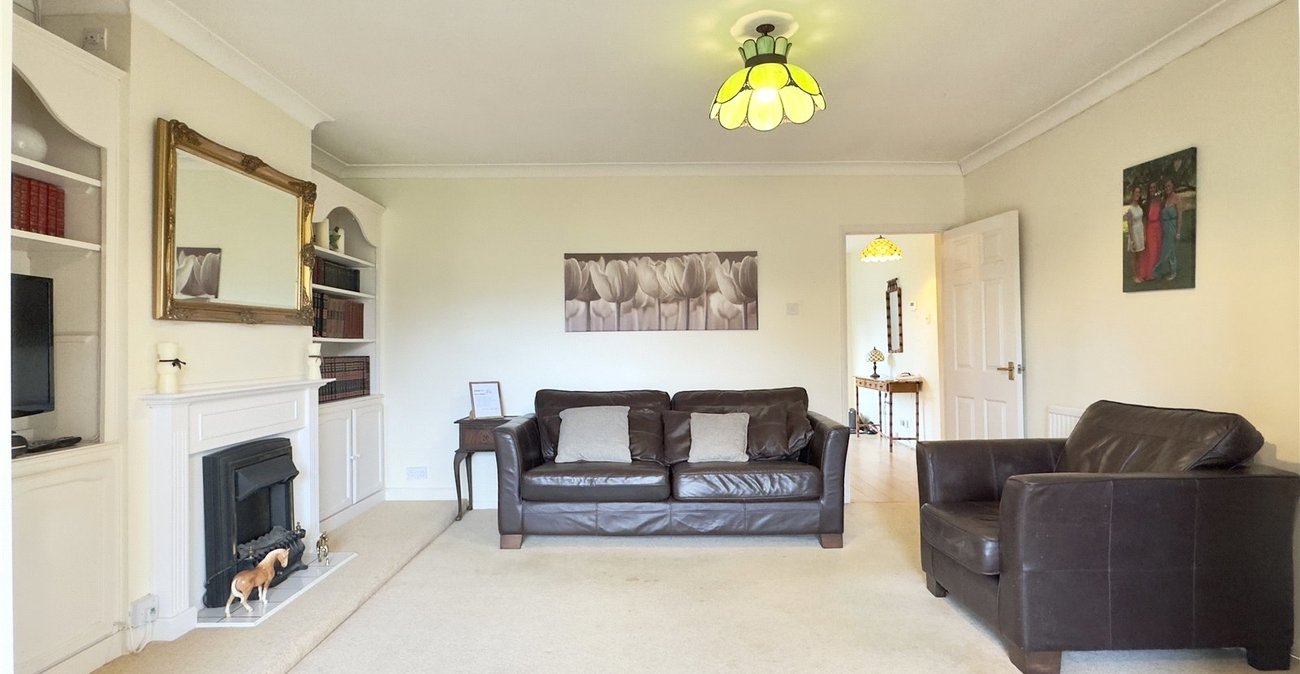 3 bedroom bungalow for sale in Crockenhill | Robinson Jackson