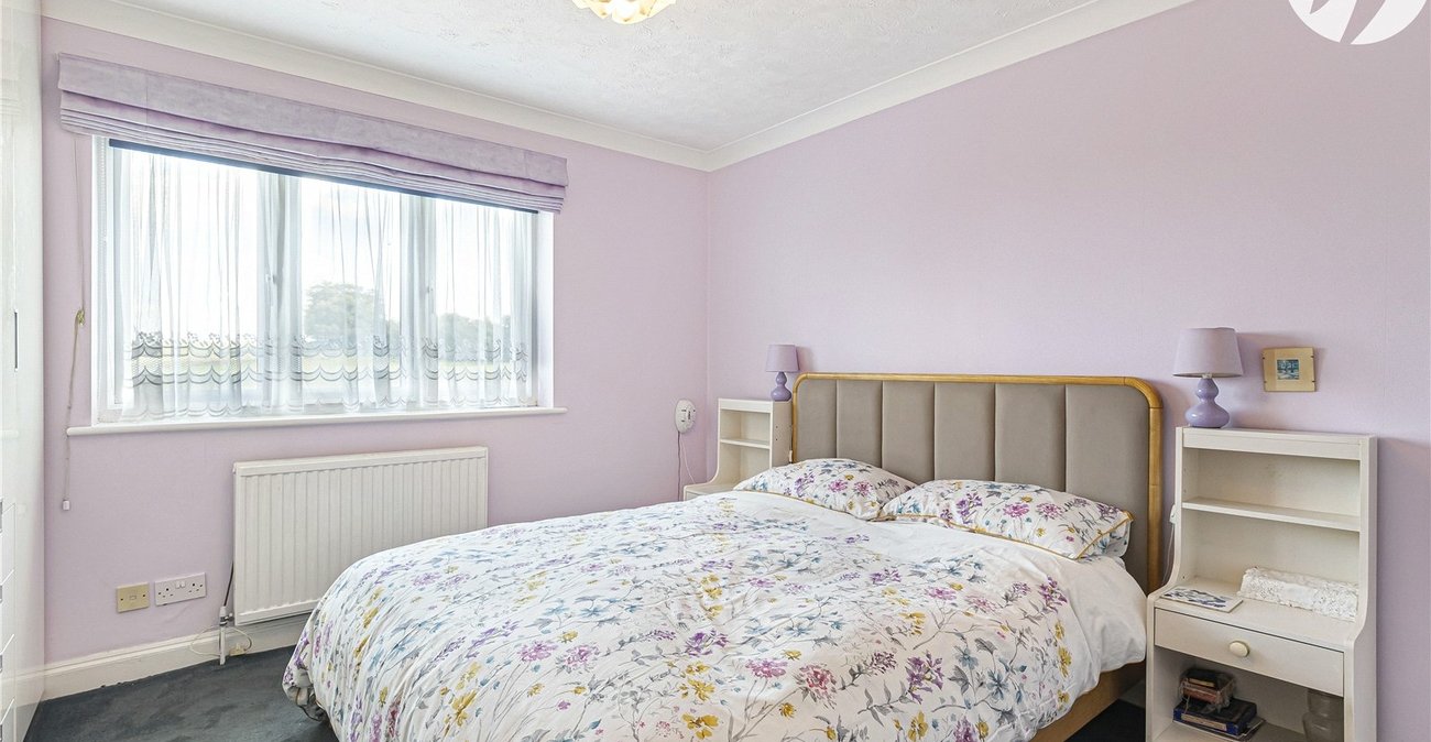 3 bedroom house for sale in Crockenhill | Robinson Jackson