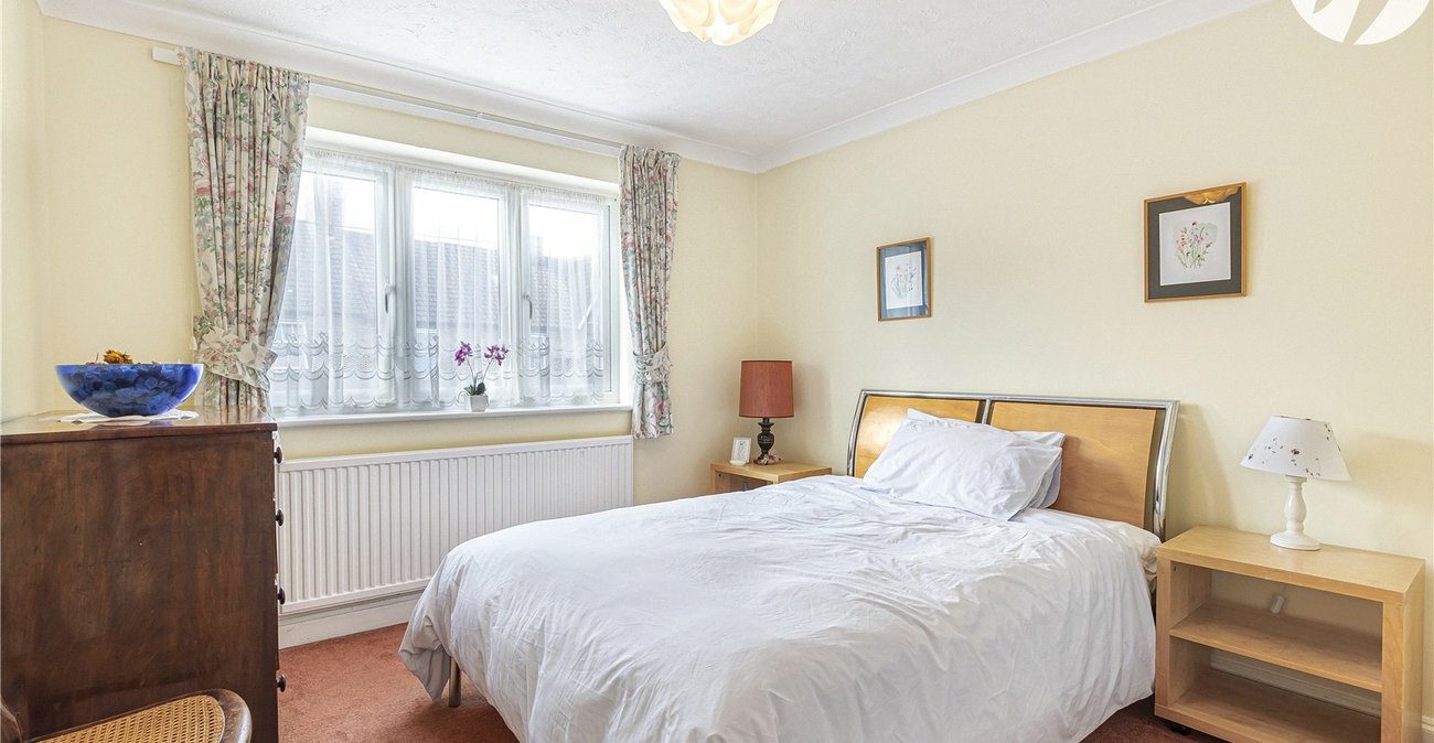 3 bedroom house for sale in Crockenhill | Robinson Jackson