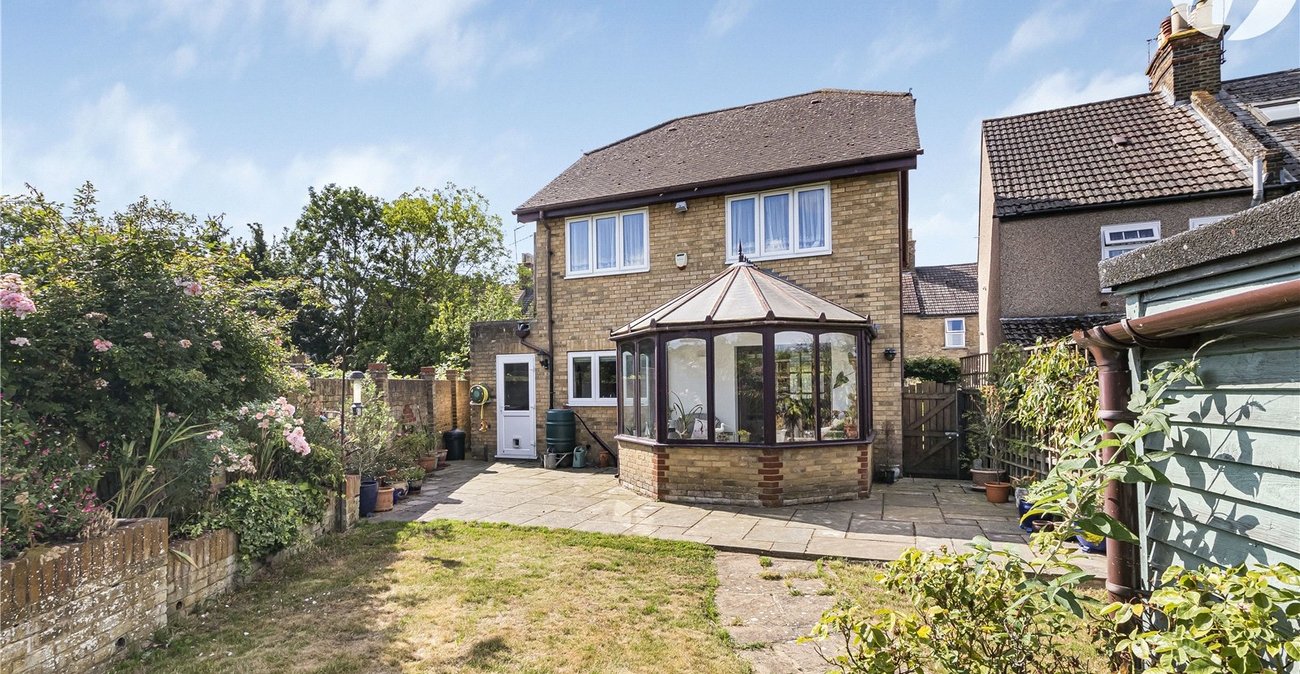 3 bedroom house for sale in Crockenhill | Robinson Jackson