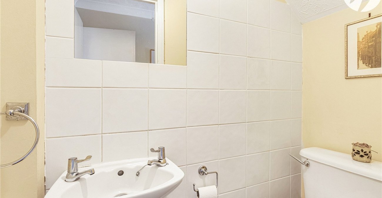 3 bedroom house for sale in Crockenhill | Robinson Jackson