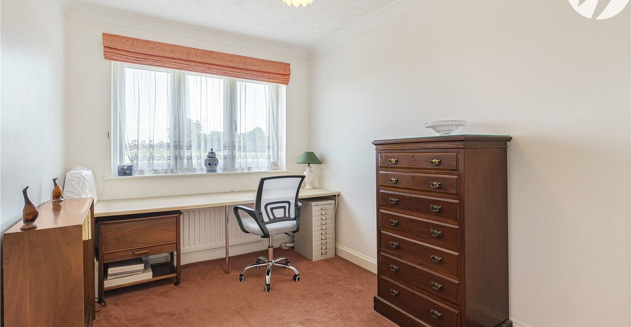 3 bedroom house for sale in Crockenhill | Robinson Jackson