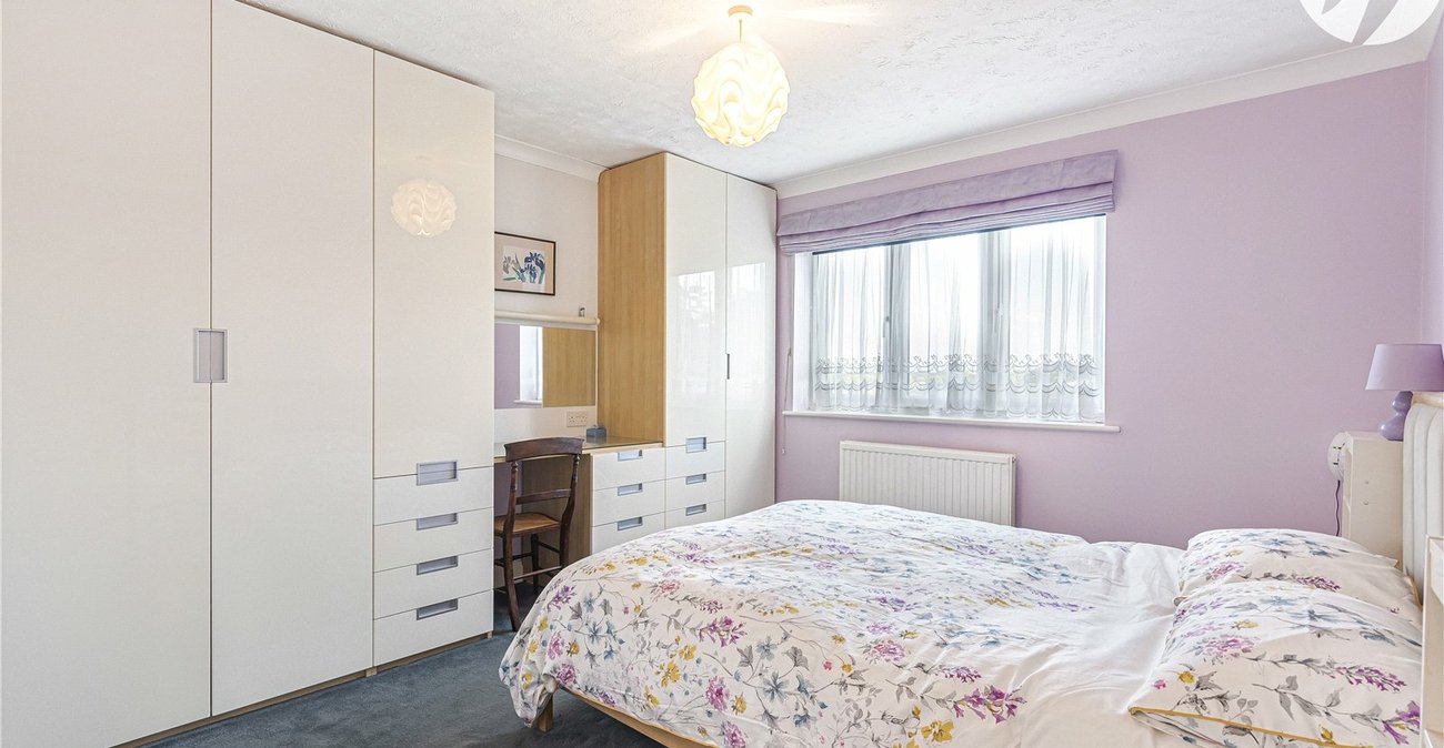 3 bedroom house for sale in Crockenhill | Robinson Jackson