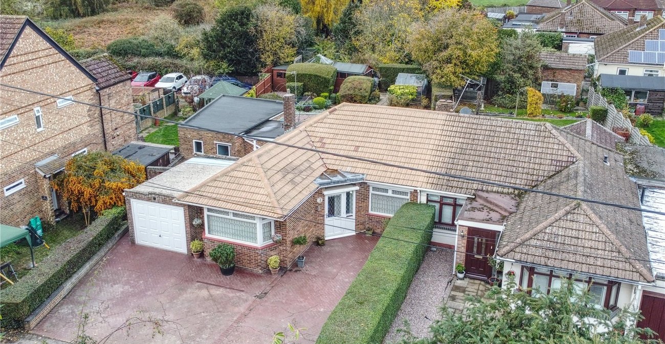 3 bedroom bungalow for sale in Crockenhill | Robinson Jackson