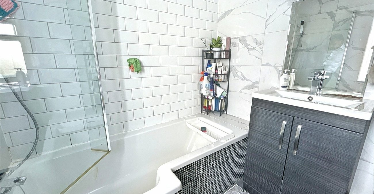 3 bedroom house for sale in Sidcup | Robinson Jackson