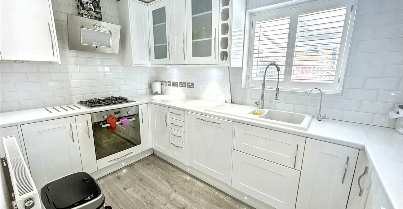 3 bedroom house for sale in Sidcup | Robinson Jackson