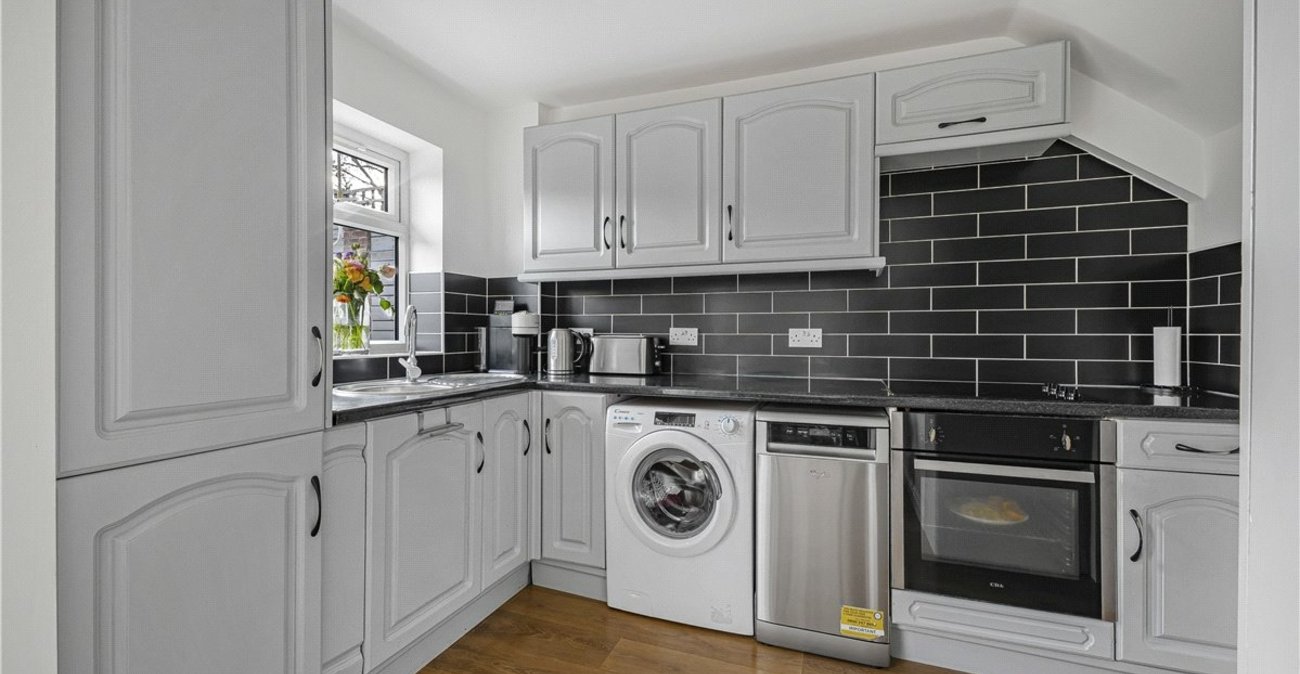 3 bedroom house for sale in Orpington | Robinson Jackson