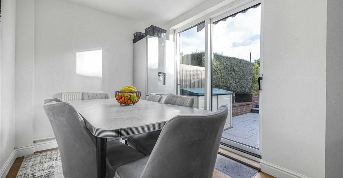 3 bedroom house for sale in Orpington | Robinson Jackson