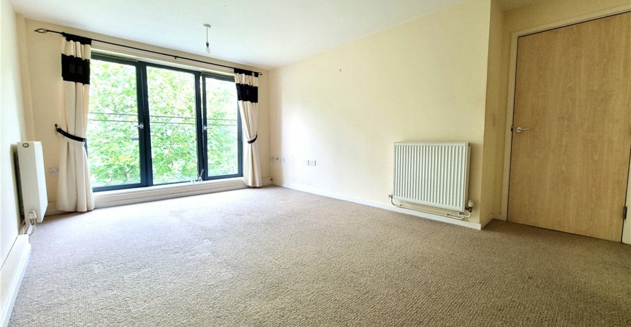 2 bedroom property for sale in Orpington | Robinson Jackson