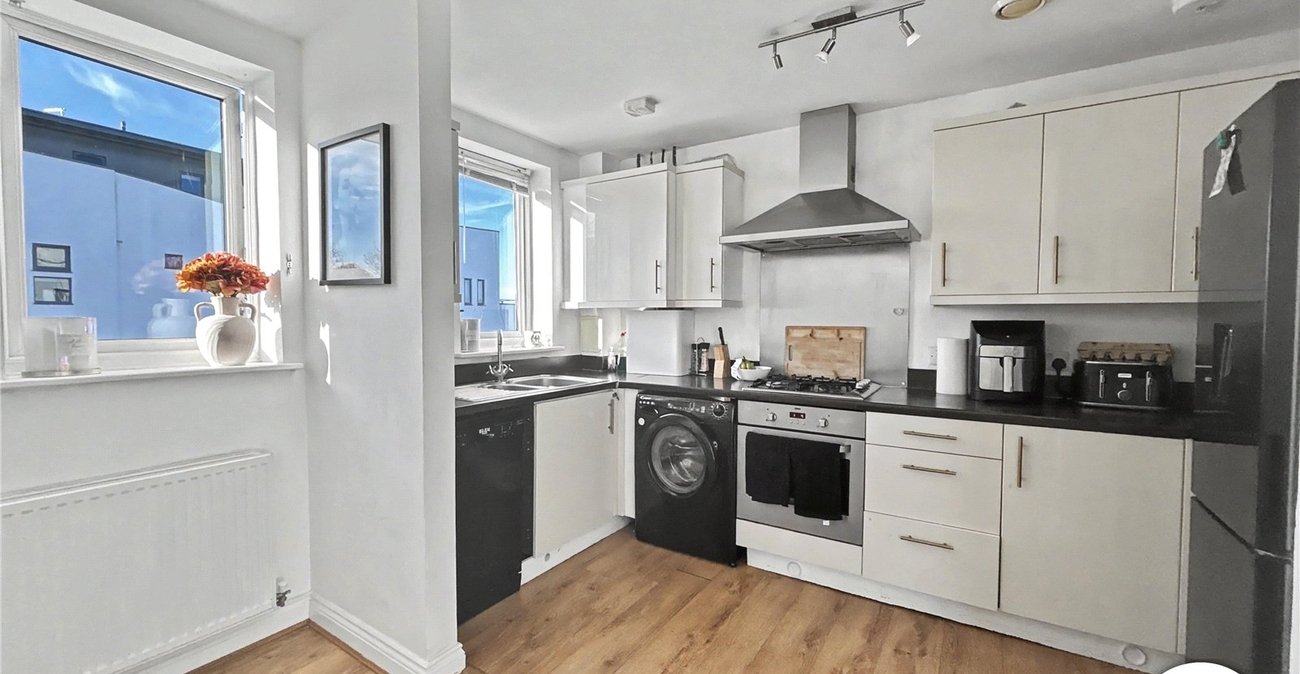 2 bedroom property for sale in Sidcup | Robinson Jackson
