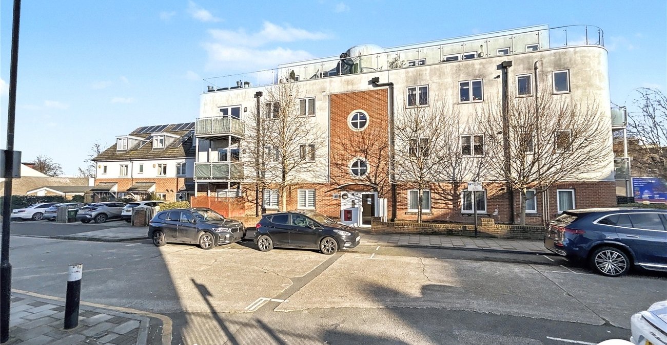 2 bedroom property for sale in Sidcup | Robinson Jackson