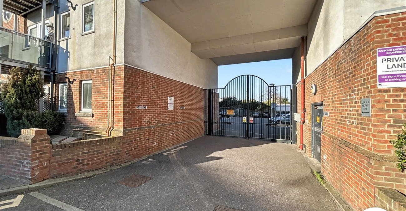 2 bedroom property for sale in Sidcup | Robinson Jackson