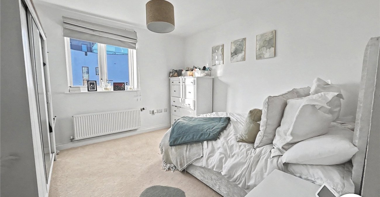 2 bedroom property for sale in Sidcup | Robinson Jackson