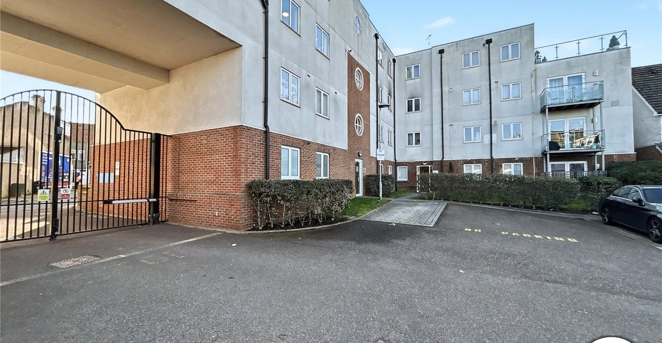 2 bedroom property for sale in Sidcup | Robinson Jackson