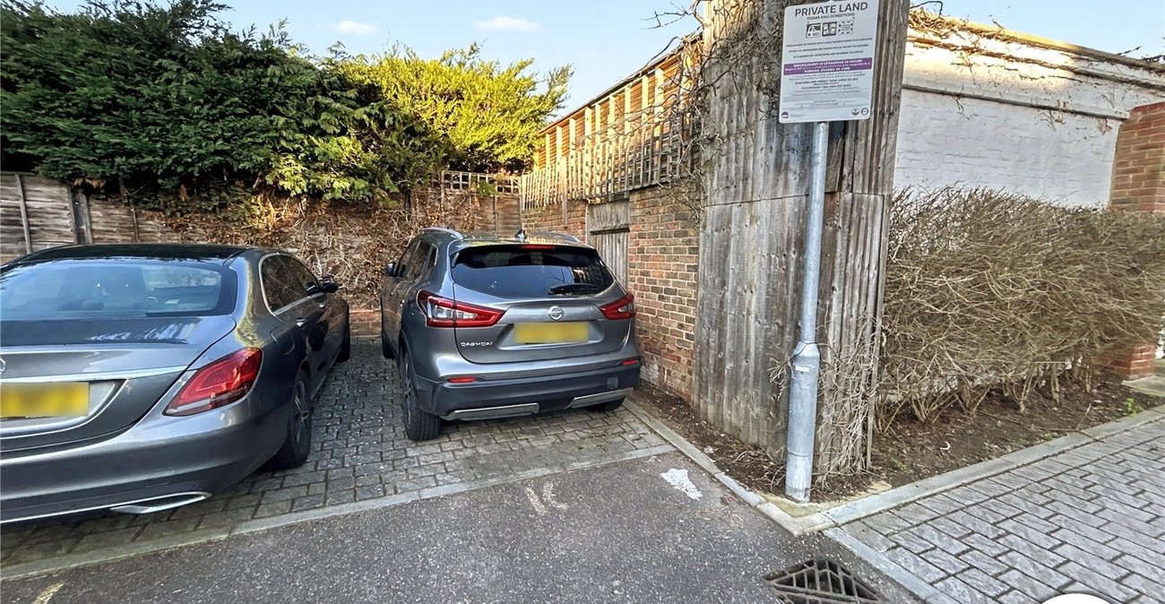 2 bedroom property for sale in Sidcup | Robinson Jackson